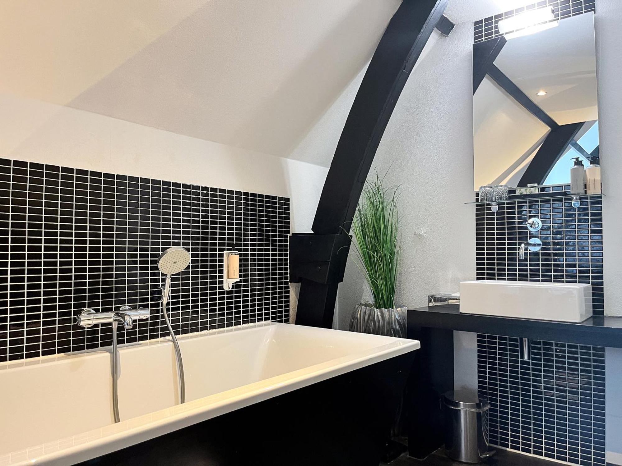 Hotel Ruimzicht 4*